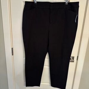 Old Navy Sz 20 Women's High-Rise Black Pixie Pants